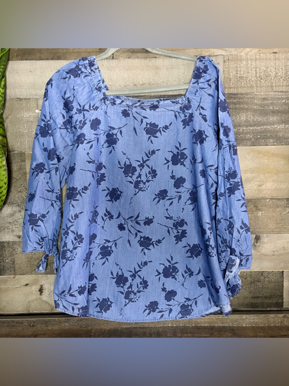 Liz Claiborne Blue Floral Square Neck Blouse